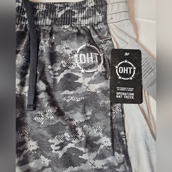 USC Trojans Colosseum OHT Military Appreciation Camo Shorts Men's Large NWT - Picture 5 of 7